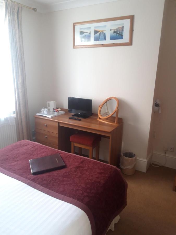 The Berkeley Guesthouse Torneo de Torneo de Eastbourne Exterior foto